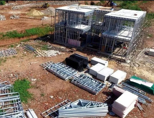 Q355B Q235B ইস্পাত কাঠামো হাউজিং বায়ুরোধী লাইটওয়েট ইস্পাত ফ্রেম ভিলা